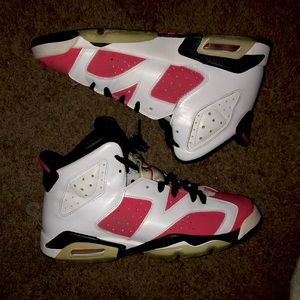 Jordan retro 6 Carmine size 6